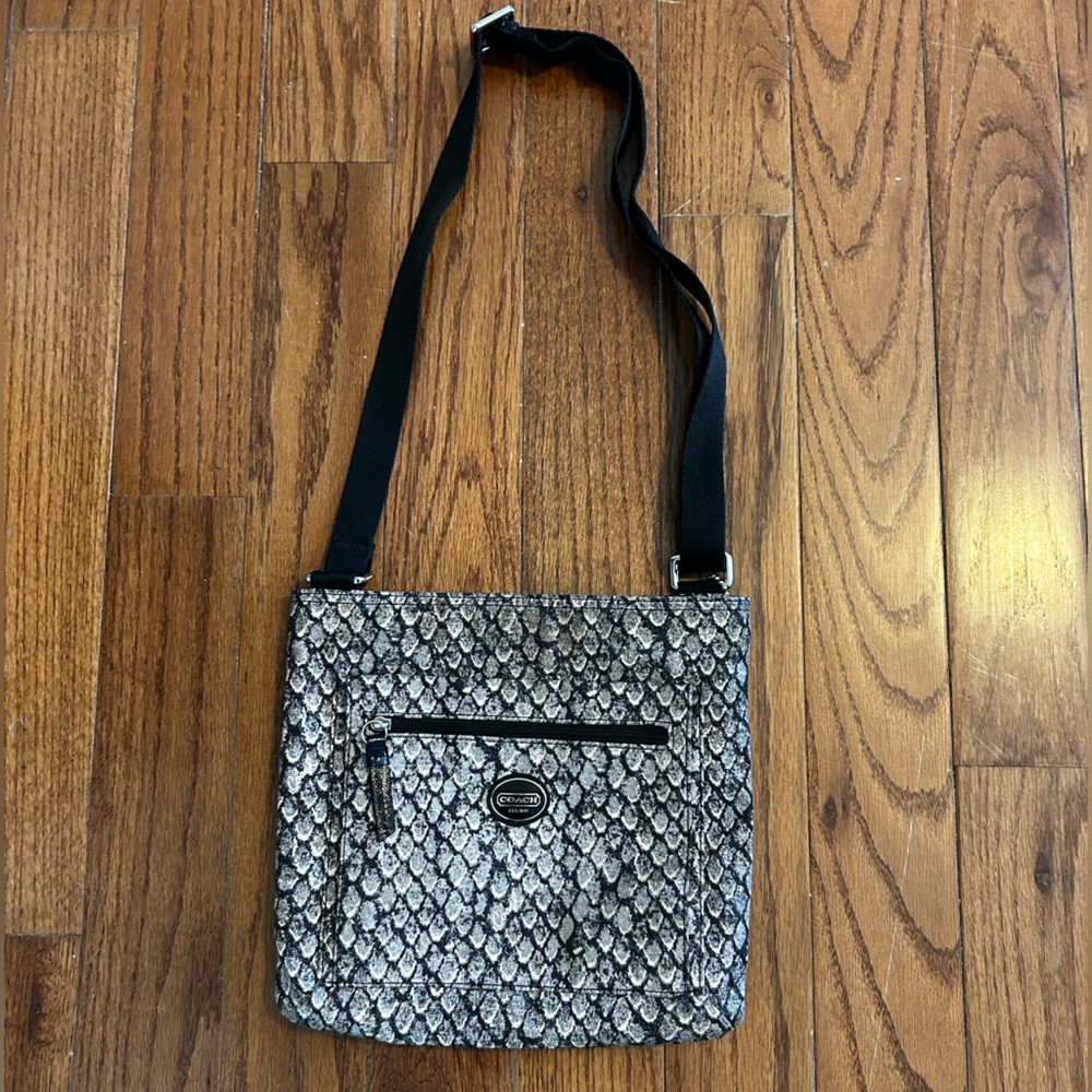 Coach Getaway Snakeprint Crossbody Bag F77481